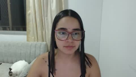 Emma online show from 05-19-26, 01:56