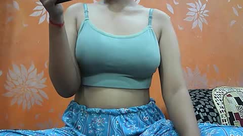 ishika_singh_ online show from 09-10-25, 02:00