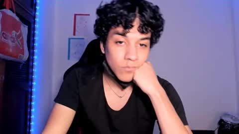 Isidro online show from 03-07-25, 03:40