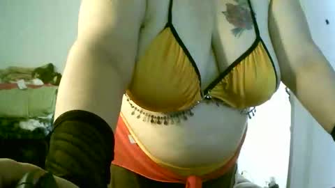 isis_81 online show from 09-23-25, 06:33