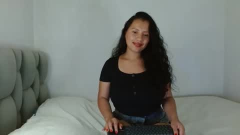 Isis  online show from 03-05-25, 09:48