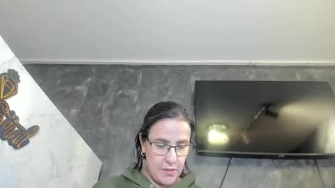 Snapshot of isisblakee chatting on 02-17-26, 10:49 Isis online show from 02-17-26, 10:49