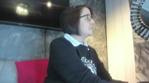 Snapshot of isisblakee chatting on 03-25-26, 02:28 Isis online show from 03-25-26, 02:28