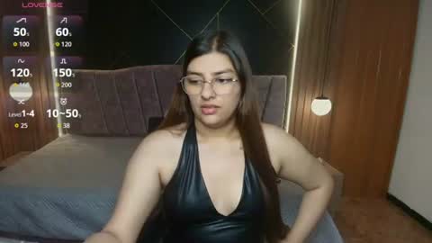 Snapshot of isisrosee chatting on 06-16-26, 12:08 ISIS ROSEE online show from 06-16-26, 12:08