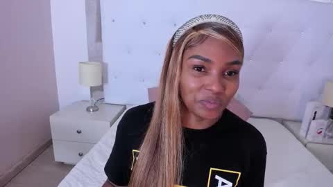 Vanessa online show from 11-26-25, 11:22