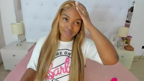 Vanessa online show from 12-04-25, 11:19