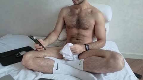 Snapshot of islam_20 chatting on 01-10-26, 07:43 islam online show from 01-10-26, 07:43