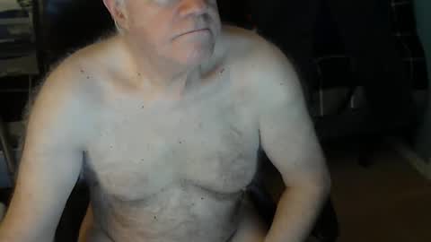 Snapshot of islesman22 chatting on 01-24-25, 10:21 islesman22 online show from 01-24-25, 10:21