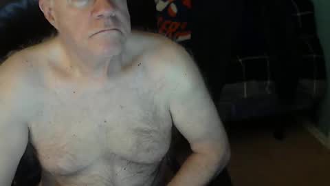 Snapshot of islesman22 chatting on 02-09-25, 11:25 islesman22 online show from 02-09-25, 11:25