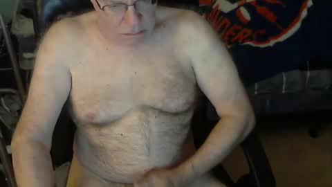 Snapshot of islesman22 chatting on 09-13-25, 09:20 islesman22 online show from 09-13-25, 09:20