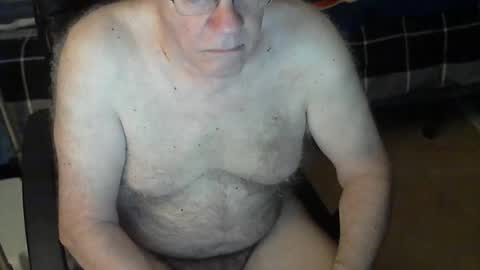 Snapshot of islesman22 chatting on 10-14-25, 09:32 islesman22 online show from 10-14-25, 09:32