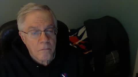 Snapshot of islesman22 chatting on 12-21-25, 04:41 islesman22 online show from 12-21-25, 04:41