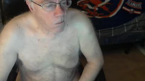 Snapshot of islesman22 chatting on 04-28-26, 09:14 islesman22 online show from 04-28-26, 09:14
