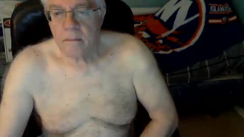 Snapshot of islesman22 chatting on 06-08-26, 09:20 islesman22 online show from 06-08-26, 09:20