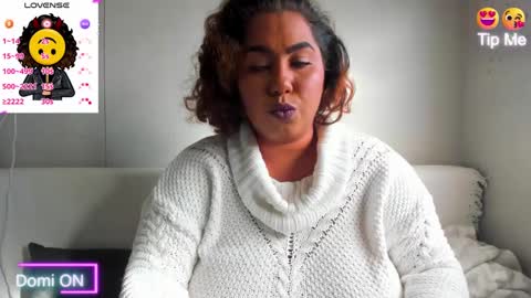 Snapshot of isobel_adams20 chatting on 12-13-24, 11:13 Isobel Adams online show from 12-13-24, 11:13