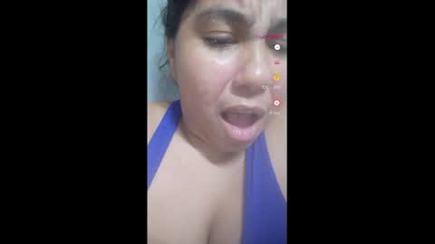 Snapshot of isobel_adams20 chatting on 03-06-25, 10:36 Isobel Adams online show from 03-06-25, 10:36