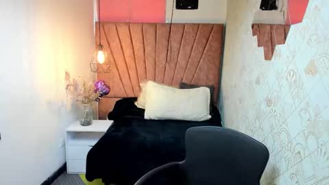 Snapshot of issa_milf__ chatting on 10-01-25, 01:17 ISSA MILF online show from 10-01-25, 01:17