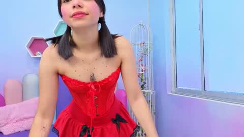 Issa Skinny online show from 10-20-25, 11:32