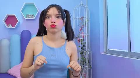 Issa Skinny online show from 10-26-25, 11:49