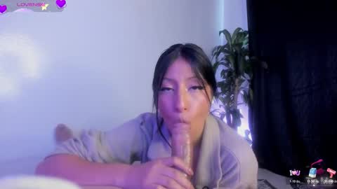 Issa and Neron online show from 11-21-25, 04:05