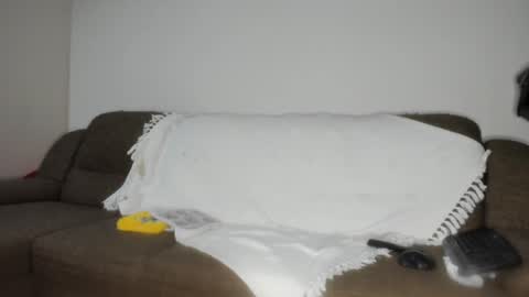 Issabelle online show from 01-04-25, 10:38