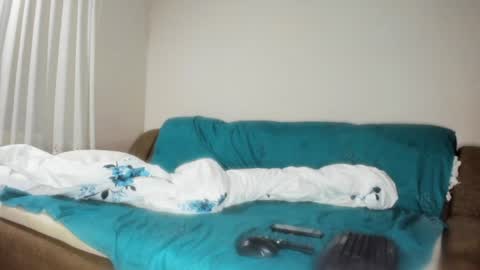 Issabelle online show from 01-16-25, 06:03