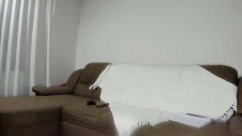 Issabelle online show from 01-20-25, 08:41