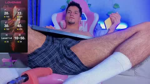 Snapshot of issac_james chatting on 01-03-25, 04:55 Issac online show from 01-03-25, 04:55