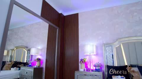 Snapshot of issadorra chatting on 02-10-25, 05:58 Issadorra online show from 02-10-25, 05:58