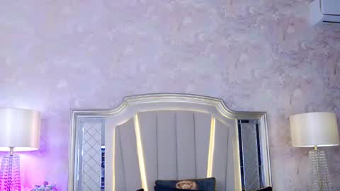 Snapshot of issadorra chatting on 03-09-25, 10:19 Issadorra online show from 03-09-25, 10:19