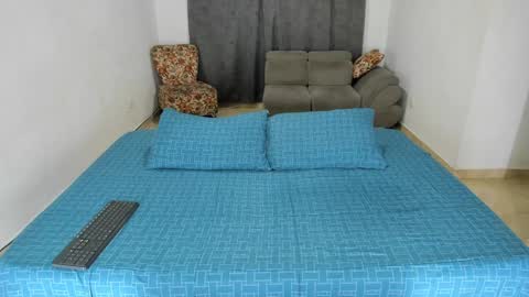 Isabella  online show from 01-09-25, 05:34