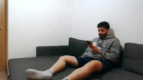 italianboybcn online show from 12-31-24, 07:07