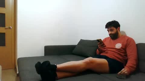 italianboybcn online show from 01-05-25, 10:08