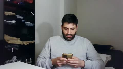 italianboybcn online show from 01-14-25, 07:59