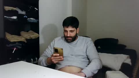 italianboybcn online show from 01-16-25, 05:23