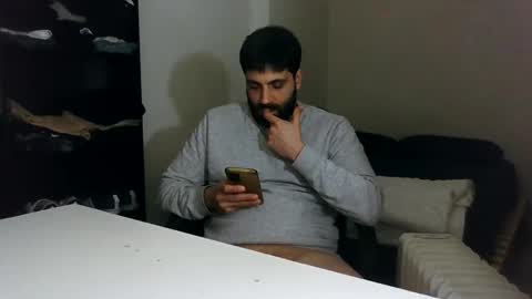 italianboybcn online show from 01-18-25, 08:51