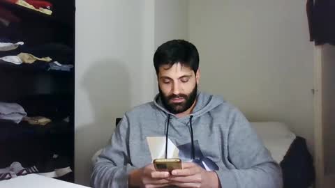 italianboybcn online show from 03-01-25, 06:32