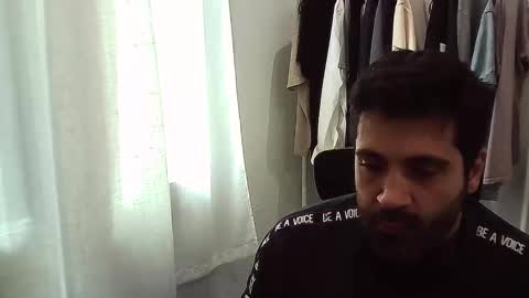 italianboybcn online show from 09-25-25, 08:07