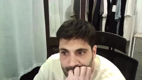 italianboybcn online show from 10-10-25, 08:19