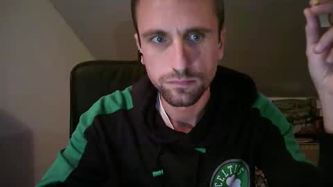 Snapshot of italiano116116 chatting on 10-27-25, 04:33 italiano116116 online show from 10-27-25, 04:33