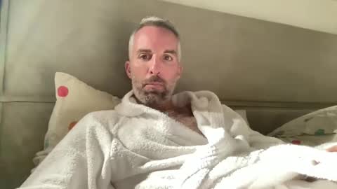 Snapshot of italiantoyboy84 chatting on 02-01-25, 05:26 italiantoyboy84 online show from 02-01-25, 05:26