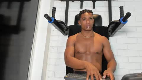 Italo Moore online show from 09-16-25, 12:06