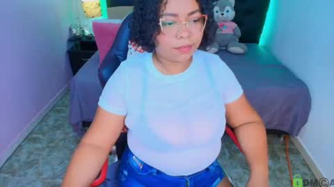 Snapshot of italy__boobs_ chatting on 04-22-26, 03:24 Sofia online show from 04-22-26, 03:24
