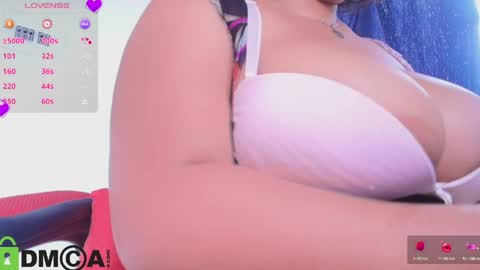 Snapshot of italy__boobs_ chatting on 05-19-26, 02:45 Sofia online show from 05-19-26, 02:45