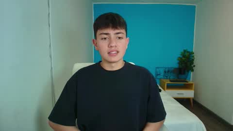 ithan__ online show from 09-15-25, 07:03