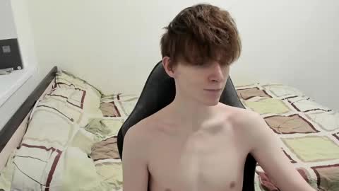 Snapshot of ithan_red chatting on 12-15-24, 06:04 Ethan online show from 12-15-24, 06:04