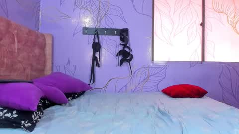 Ithan and Friends online show from 01-05-25, 01:15