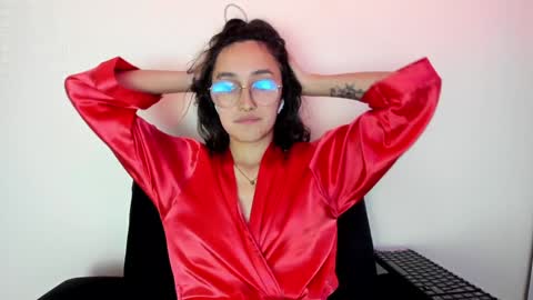 Angelica online show from 01-16-25, 11:48