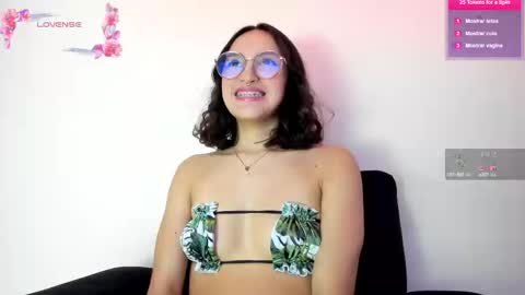 Angelica online show from 02-14-25, 10:04