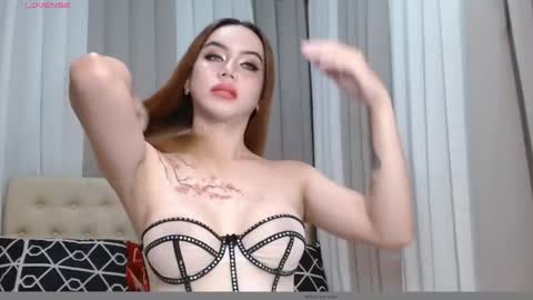 Emily online show from 11-13-25, 04:44